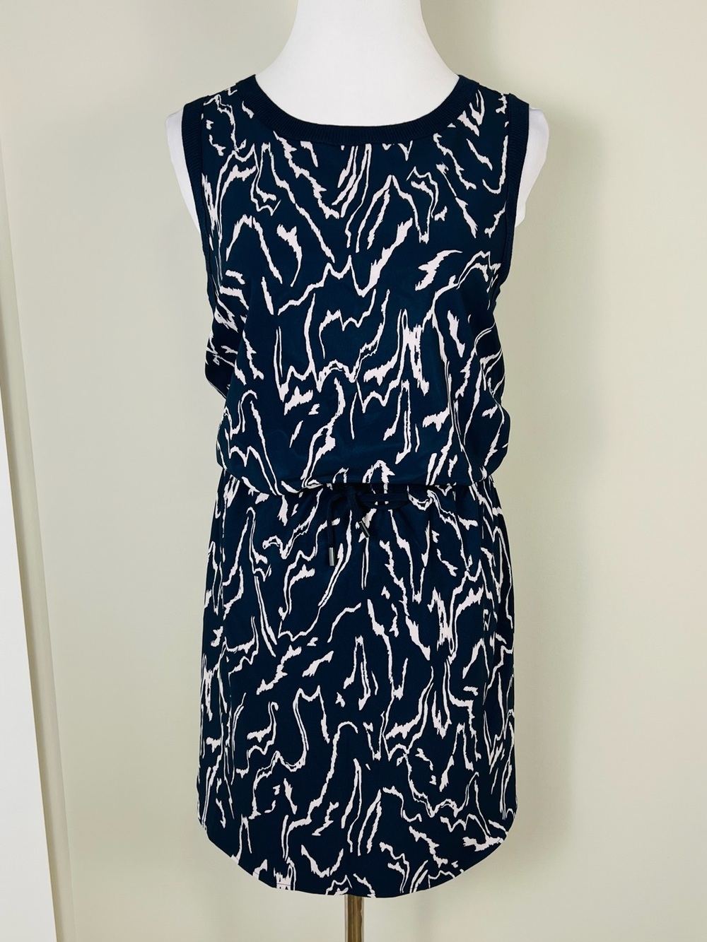 Athleta Navy and White Abstract Tincon Dress